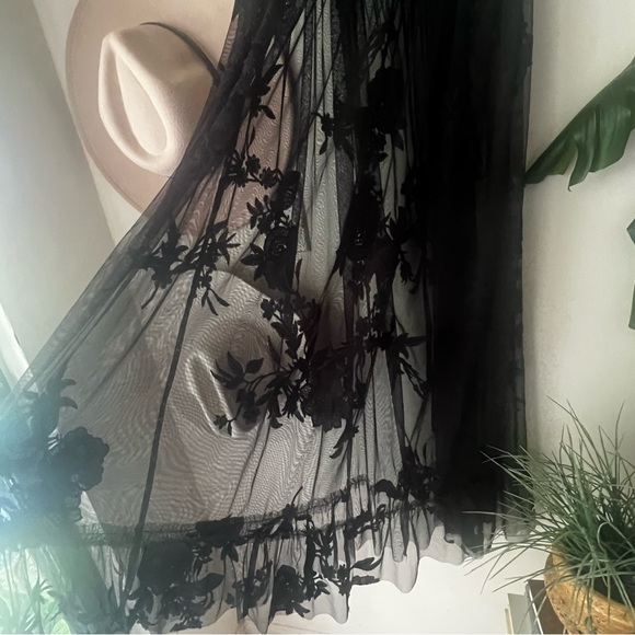 By Anthropologie Embroidered Mesh Maxi Dress black Women’s SIZE MEDIUM lace dark - Picture 11 of 14